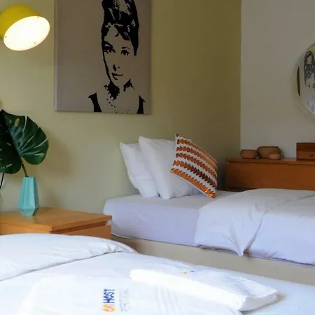 Apartment On Trendy Cousin Flat *